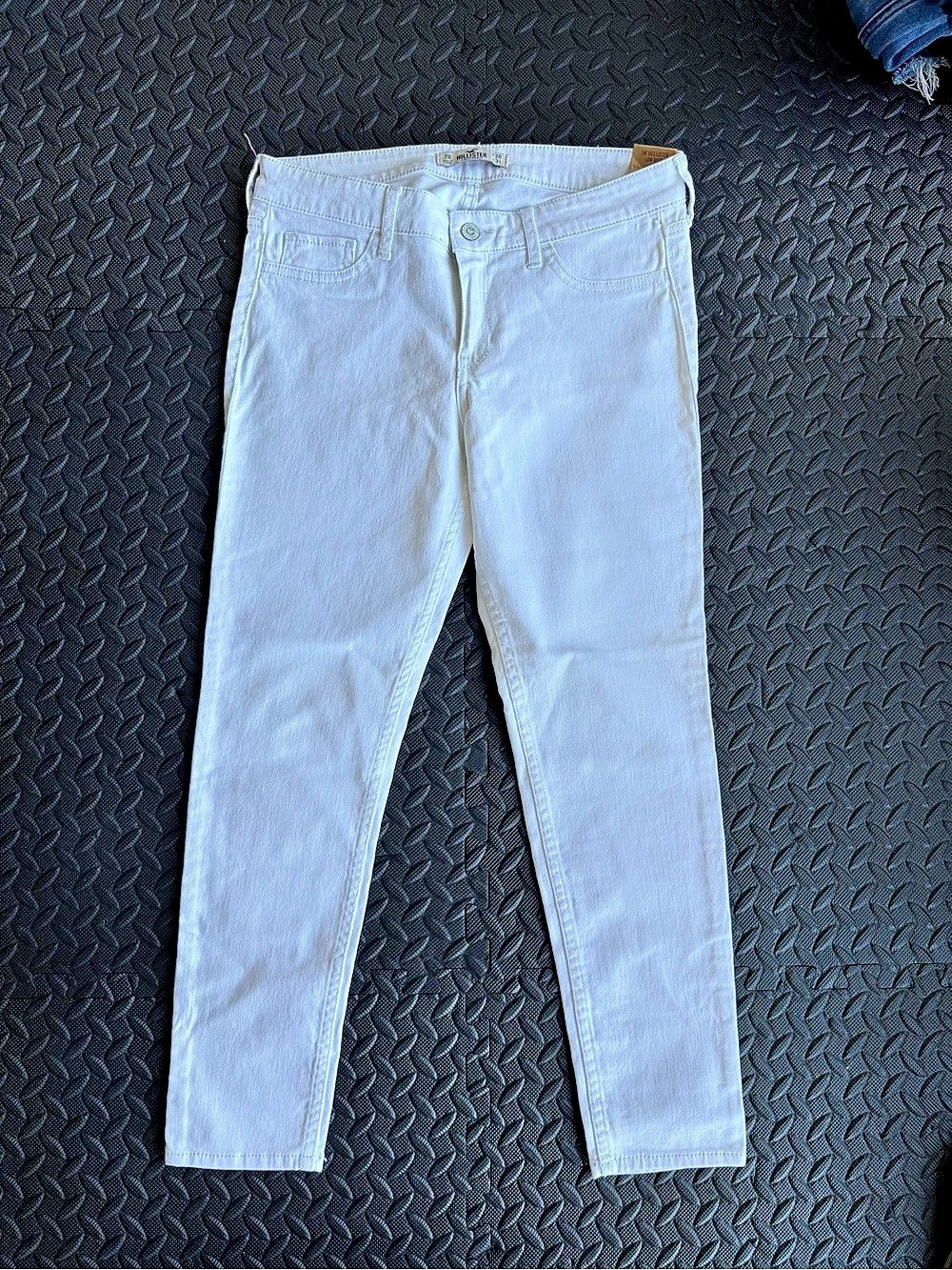 Hollister The Low Rise Crop White Skinny Jeans